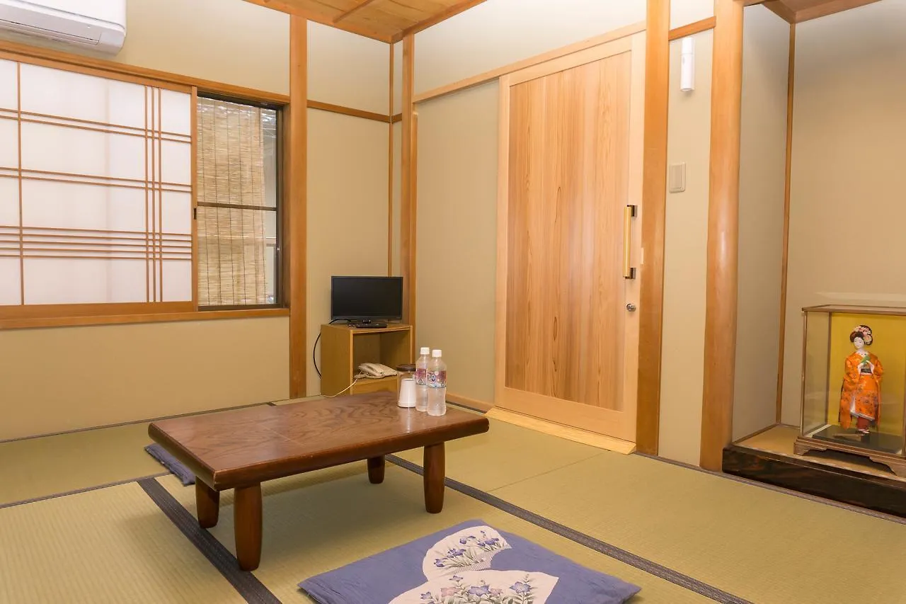 Ryokan Hinomoto Kyoto Kawaramachi