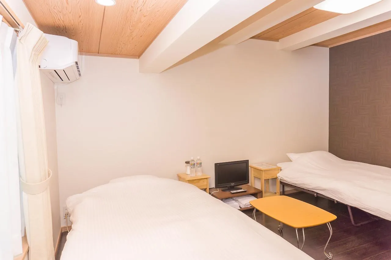 Ryokan Hinomoto Kyoto Kawaramachi 2*,