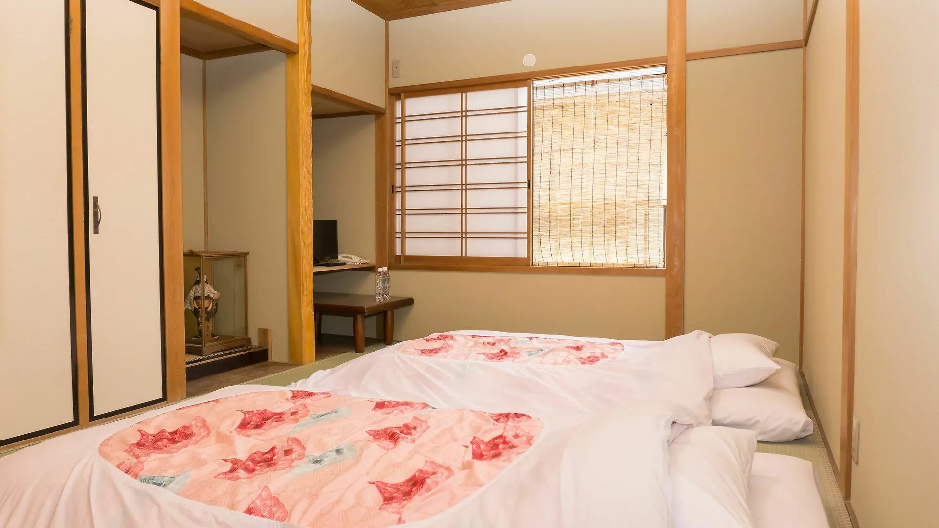 Ryokan Hinomoto Kyoto Kawaramachi